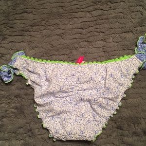 Victoria’s Secret bikini bottoms